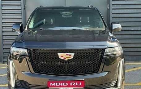 Cadillac Escalade V, 2024 год, 17 000 000 рублей, 5 фотография