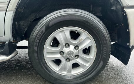 Toyota Land Cruiser 100 рестайлинг 2, 2006 год, 2 130 000 рублей, 12 фотография