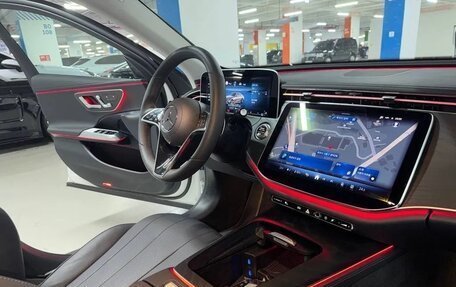 Mercedes-Benz E-Класс, 2025 год, 5 820 750 рублей, 5 фотография