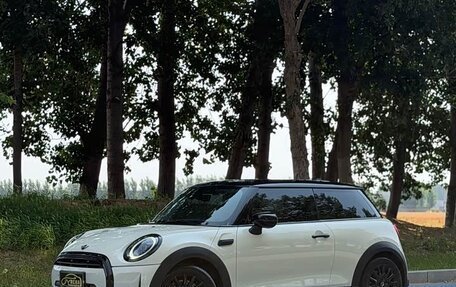MINI Hatch, 2022 год, 1 710 000 рублей, 1 фотография