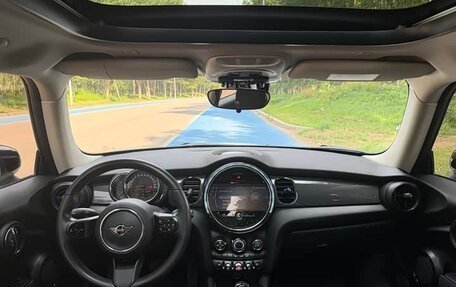 MINI Hatch, 2022 год, 1 710 000 рублей, 7 фотография