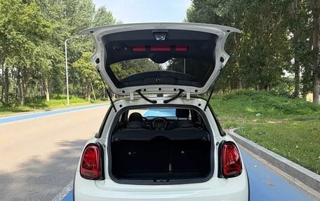 MINI Hatch, 2022 год, 1 710 000 рублей, 8 фотография
