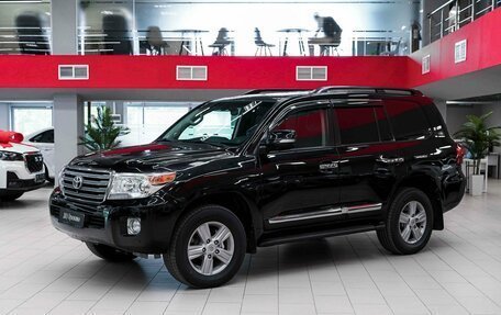 Toyota Land Cruiser 200, 2012 год, 3 150 000 рублей, 1 фотография