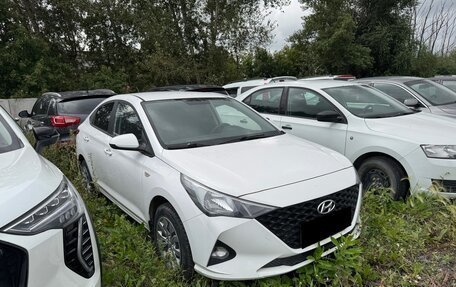 Hyundai Solaris II рестайлинг, 2021 год, 1 410 000 рублей, 1 фотография