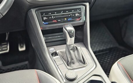 Volkswagen Tiguan II, 2022 год, 3 150 000 рублей, 15 фотография
