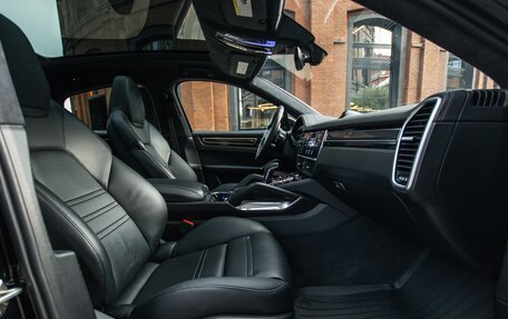 Porsche Cayenne III, 2019 год, 13 700 000 рублей, 21 фотография