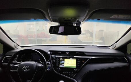 Toyota Camry, 2019 год, 2 520 000 рублей, 17 фотография
