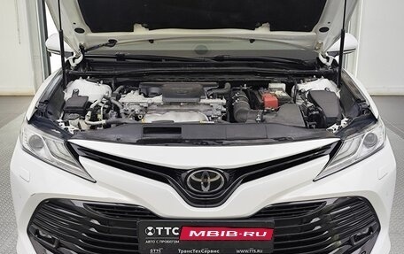 Toyota Camry, 2019 год, 2 520 000 рублей, 11 фотография