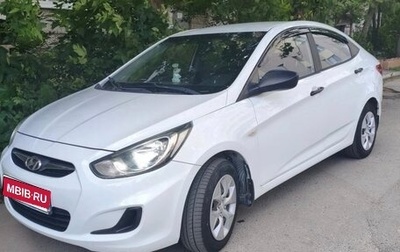 Hyundai Solaris II рестайлинг, 2012 год, 780 000 рублей, 1 фотография