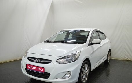 Hyundai Solaris II рестайлинг, 2011 год, 679 000 рублей, 1 фотография