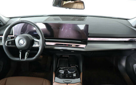 BMW 5 серия, 2025 год, 9 450 000 рублей, 12 фотография