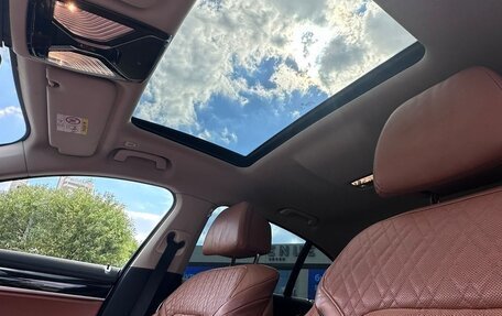 BMW 7 серия, 2019 год, 3 800 000 рублей, 12 фотография