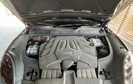 Porsche Cayenne III, 2023 год, 8 400 000 рублей, 2 фотография