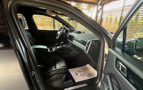 Porsche Cayenne III, 2023 год, 8 400 000 рублей, 28 фотография