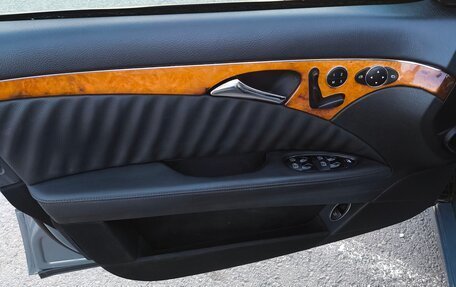 Mercedes-Benz E-Класс, 2006 год, 1 100 000 рублей, 20 фотография