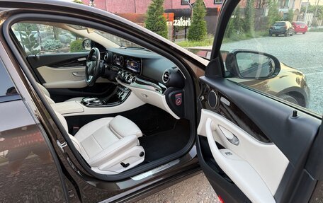 Mercedes-Benz E-Класс, 2016 год, 3 100 000 рублей, 12 фотография
