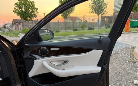 Mercedes-Benz E-Класс, 2016 год, 3 100 000 рублей, 11 фотография