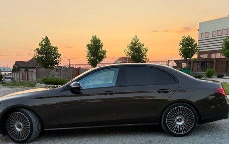Mercedes-Benz E-Класс, 2016 год, 3 100 000 рублей, 22 фотография