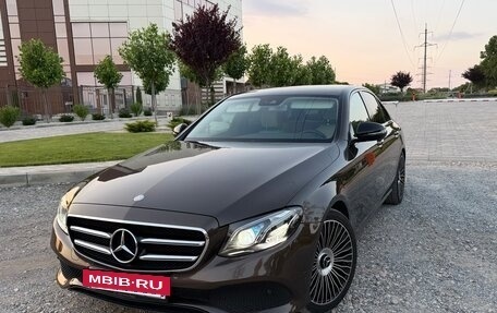Mercedes-Benz E-Класс, 2016 год, 3 100 000 рублей, 16 фотография