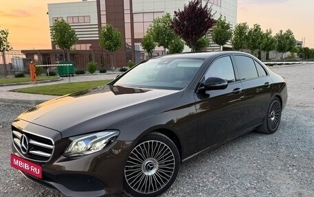 Mercedes-Benz E-Класс, 2016 год, 3 100 000 рублей, 15 фотография