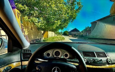 Mercedes-Benz E-Класс, 2008 год, 1 300 000 рублей, 5 фотография