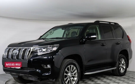 Toyota Land Cruiser Prado 150 рестайлинг 2, 2018 год, 4 960 000 рублей, 2 фотография