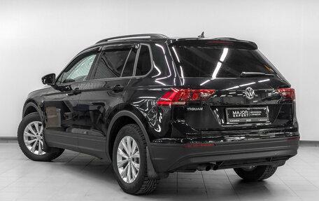 Volkswagen Tiguan II, 2019 год, 2 745 000 рублей, 7 фотография