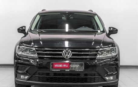 Volkswagen Tiguan II, 2019 год, 2 745 000 рублей, 2 фотография