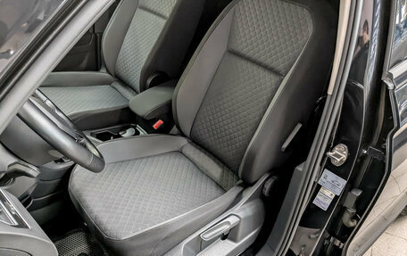 Volkswagen Tiguan II, 2019 год, 2 745 000 рублей, 21 фотография