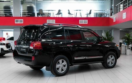 Toyota Land Cruiser 200, 2012 год, 3 150 000 рублей, 2 фотография