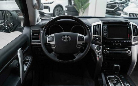 Toyota Land Cruiser 200, 2012 год, 3 150 000 рублей, 16 фотография