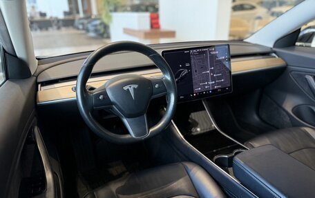 Tesla Model 3 I, 2018 год, 2 600 000 рублей, 10 фотография