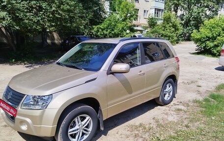 Suzuki Grand Vitara, 2011 год, 1 300 000 рублей, 2 фотография