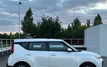 KIA Soul III, 2020 год, 2 100 000 рублей, 18 фотография