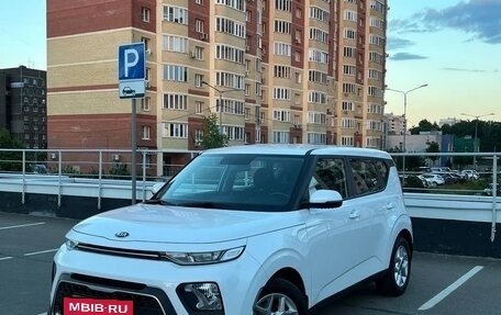 KIA Soul III, 2020 год, 2 100 000 рублей, 20 фотография