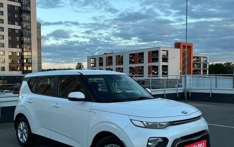 KIA Soul III, 2020 год, 2 100 000 рублей, 21 фотография