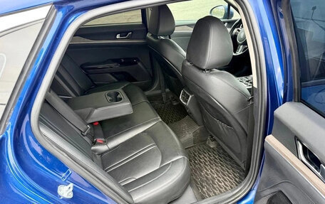 KIA K5, 2021 год, 2 300 000 рублей, 7 фотография