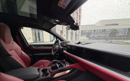 Porsche Cayenne III, 2024 год, 13 900 000 рублей, 8 фотография
