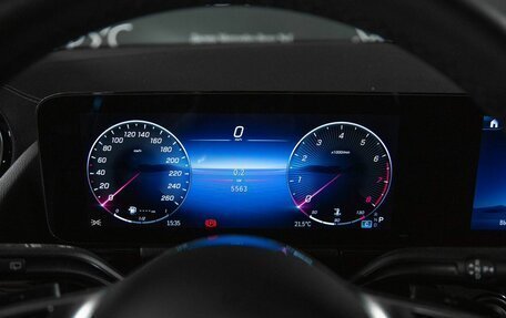 Mercedes-Benz GLA, 2024 год, 5 000 000 рублей, 15 фотография