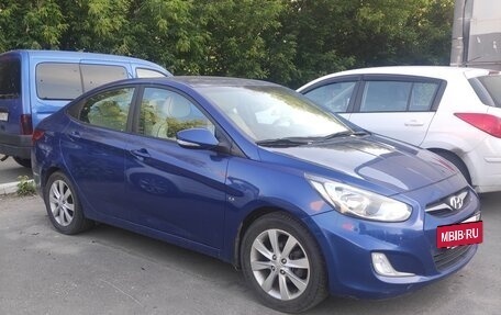 Hyundai Solaris II рестайлинг, 2013 год, 720 000 рублей, 2 фотография