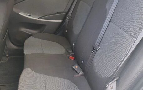 Hyundai Solaris II рестайлинг, 2012 год, 780 000 рублей, 11 фотография