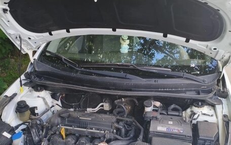 Hyundai Solaris II рестайлинг, 2012 год, 780 000 рублей, 8 фотография