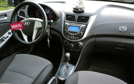 Hyundai Solaris II рестайлинг, 2012 год, 780 000 рублей, 7 фотография