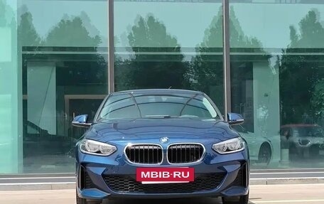 BMW 1 серия, 2022 год, 1 834 000 рублей, 2 фотография