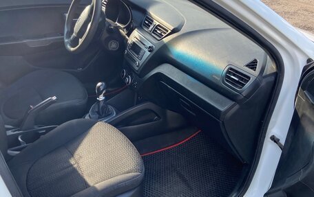 KIA Rio III рестайлинг, 2013 год, 410 000 рублей, 7 фотография
