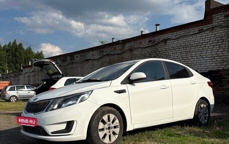 KIA Rio III рестайлинг, 2013 год, 410 000 рублей, 10 фотография