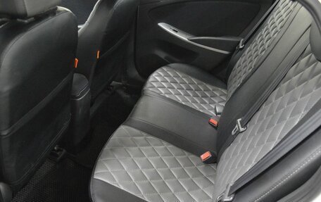Hyundai Solaris II рестайлинг, 2011 год, 679 000 рублей, 10 фотография