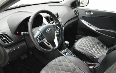 Hyundai Solaris II рестайлинг, 2011 год, 679 000 рублей, 9 фотография