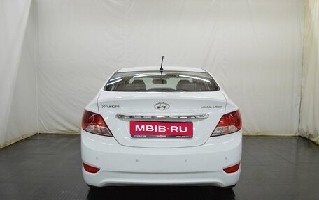 Hyundai Solaris II рестайлинг, 2011 год, 679 000 рублей, 6 фотография
