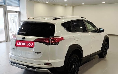 Toyota RAV4, 2017 год, 2 160 000 рублей, 9 фотография